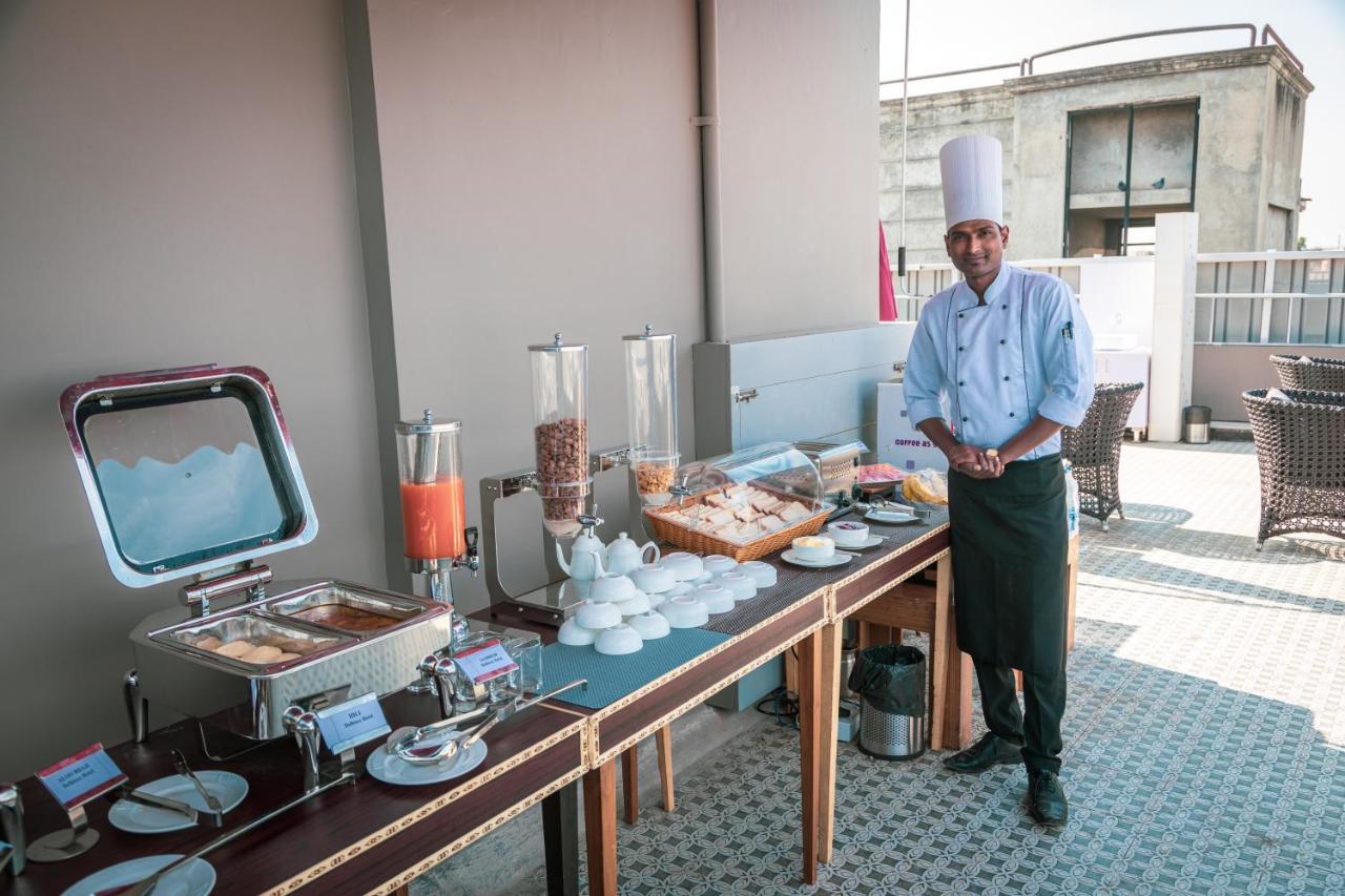 Delhieez - A Boutique Hotel New Delhi Eksteriør billede